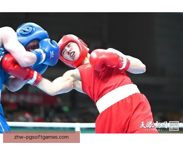 拳击比赛精彩纷呈，胜者傲立擂台闪耀光芒